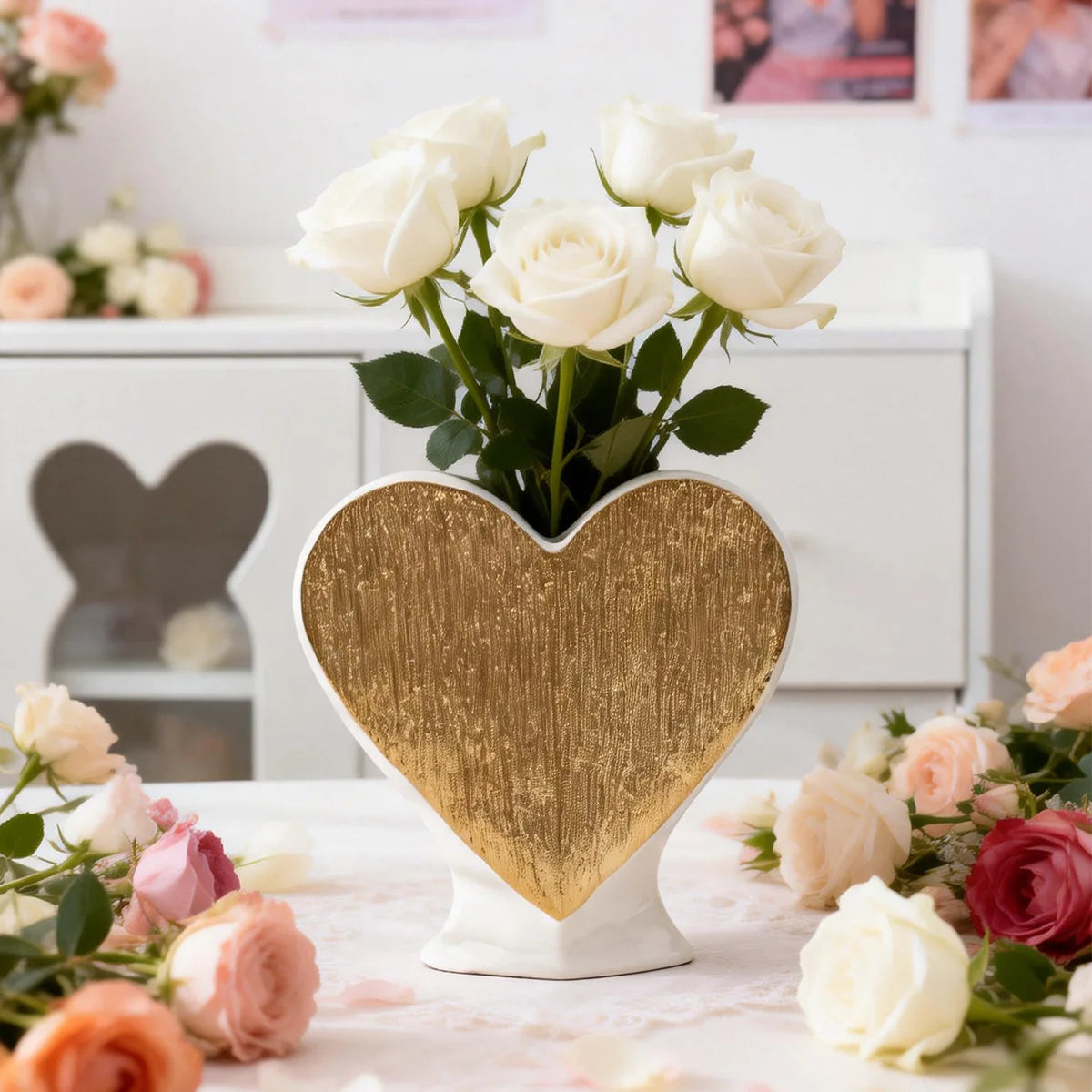 Norév Gold White Heart Shape Ceramic Vase Set Modern Luxury