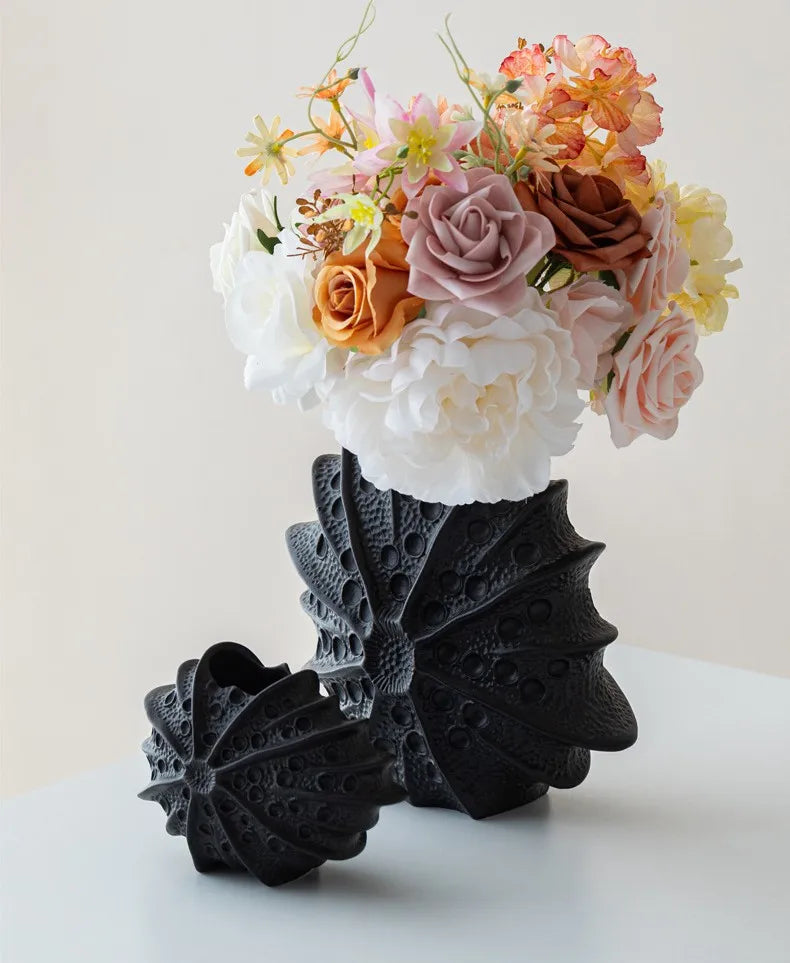 Guérip Ceramic Vase Sea Urchin Shape Figurines