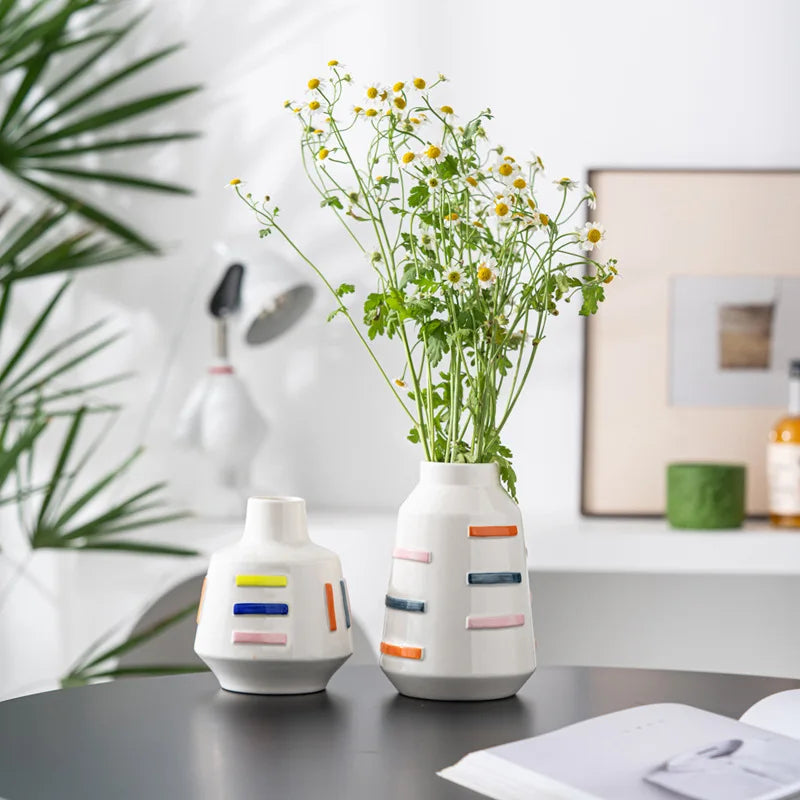Norév Simple and Elegant Aesthetic Vase Ceramic