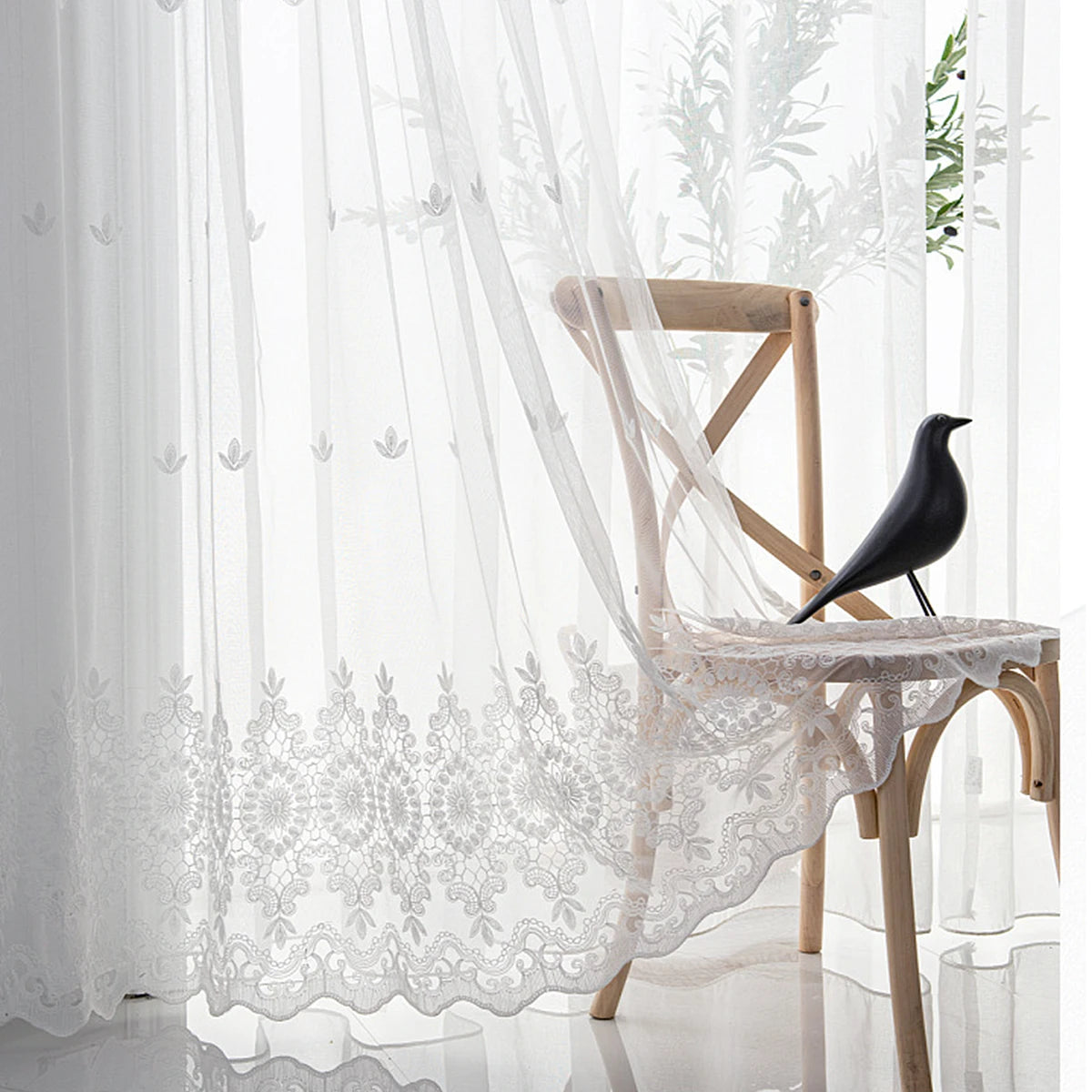 Guérip White Flower Pattern Embroidery Sheer Curtain