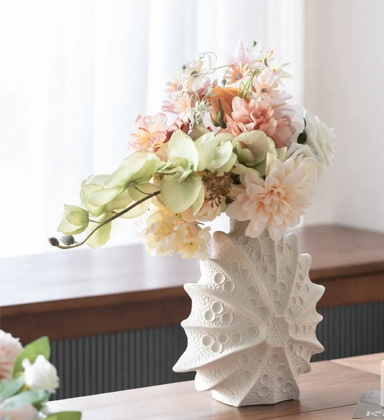 Guérip Ceramic Vase Sea Urchin Shape Figurines