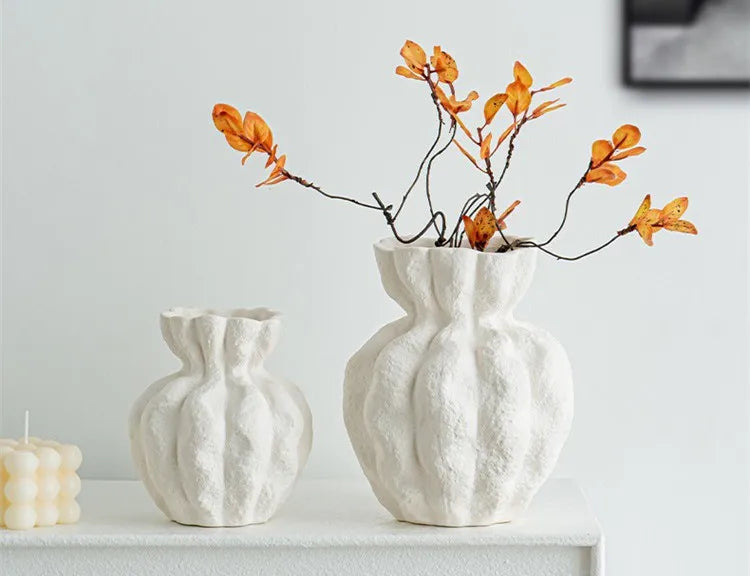 Norév Nordic White Ceramic Vase Centerpiece Ornament